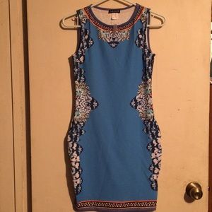 Dress color blocking dress, makes waist appear smaller!